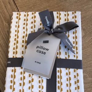 West Elm Organic king size pillow cases
